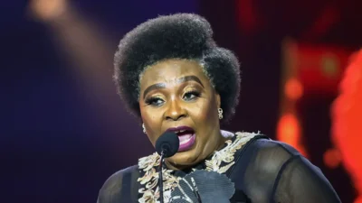 Yvonne chaka chaka honour 1