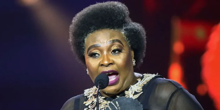 Yvonne chaka chaka honour 1