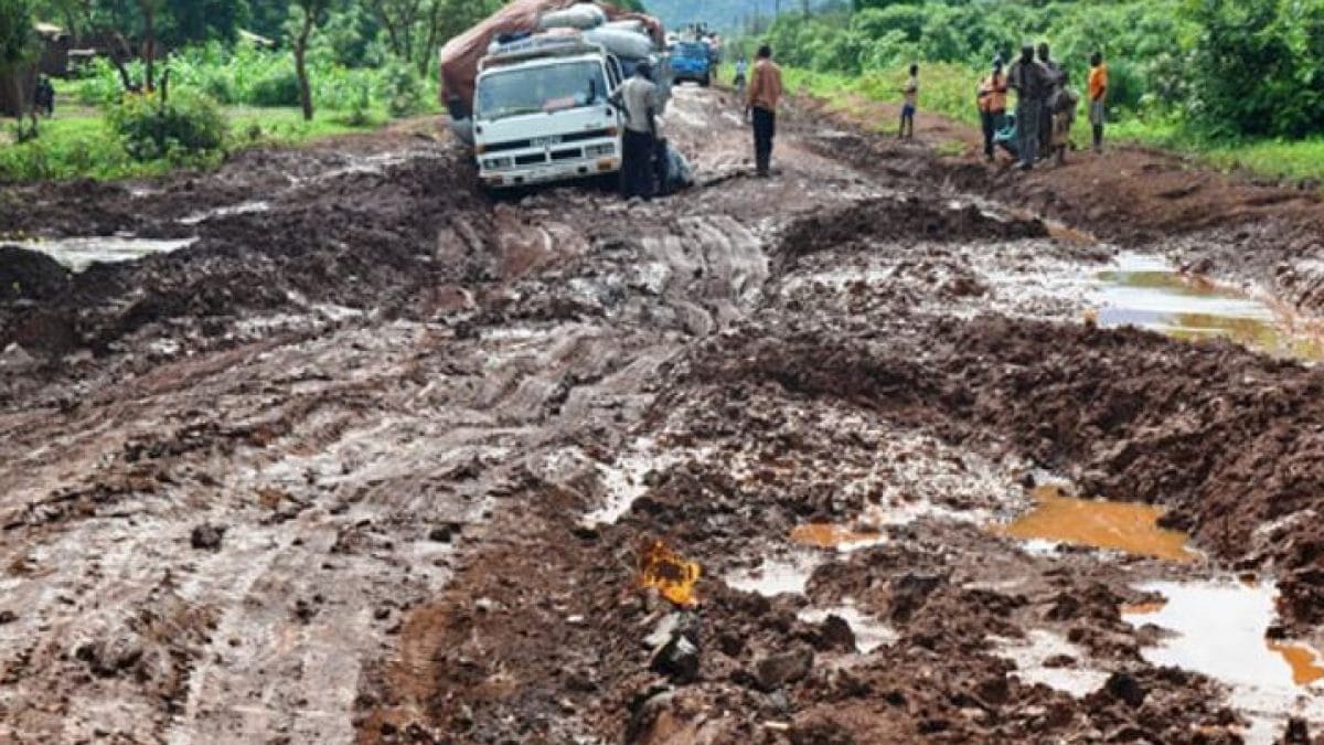 Meru Road
