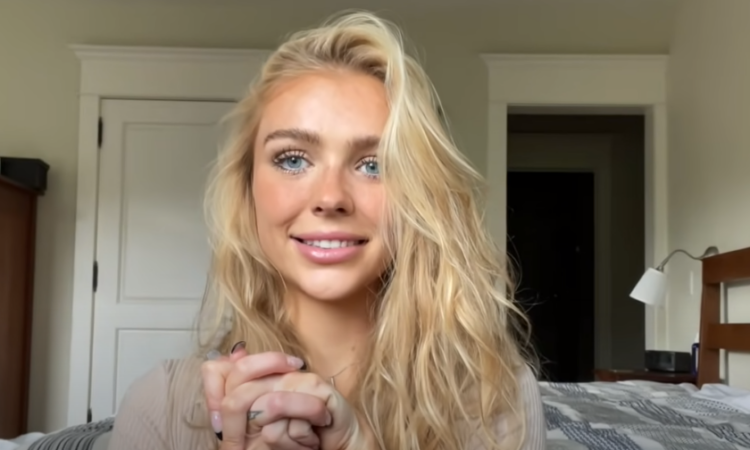Annika Boron Photo Top