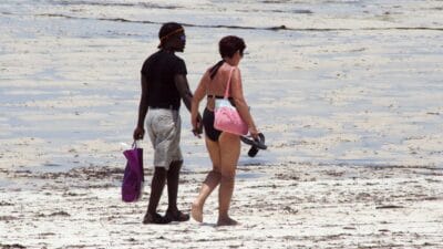 Beach Operators In Kenya With Tourists
