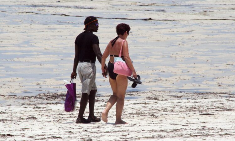 Beach Operators In Kenya With Tourists