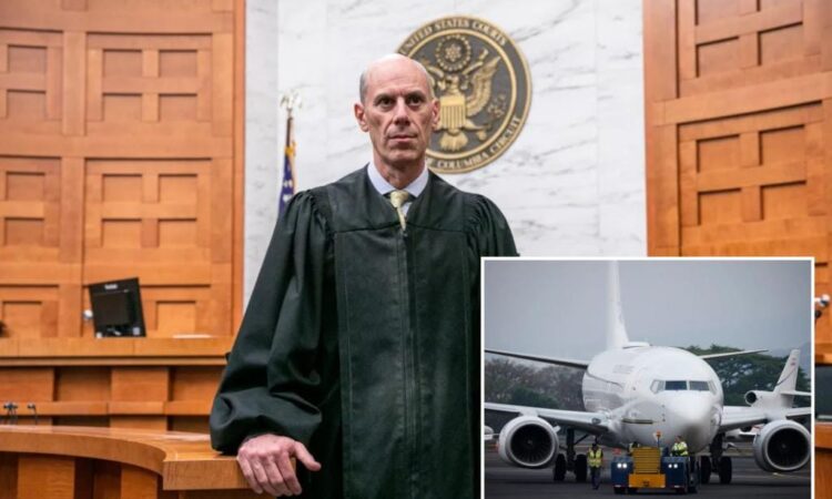 Fed judge orders deportation flights carrying alle