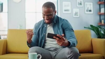 Man betting using phone and won