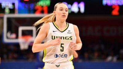 Paige bueckers goes for 35 points on 13 19