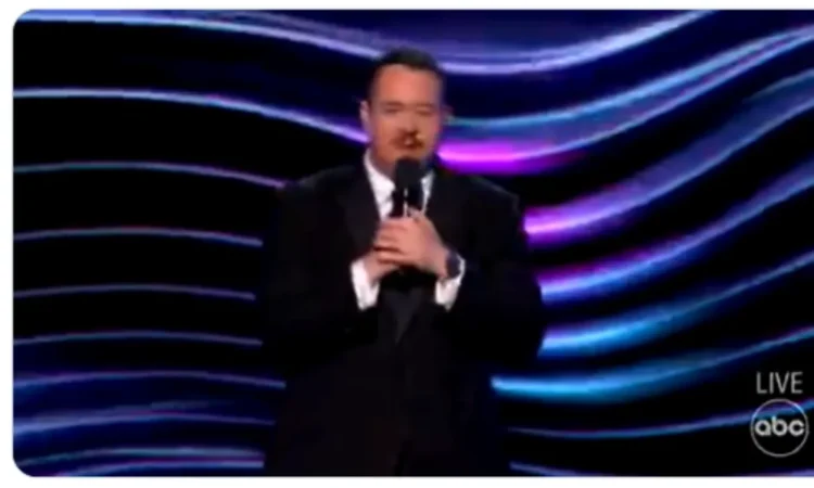 Controversial espys monologue jokes on caitlin clark