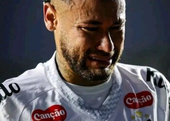 Neymar left the pitch in tears after santos lost 6 0 at home to vasco de gama