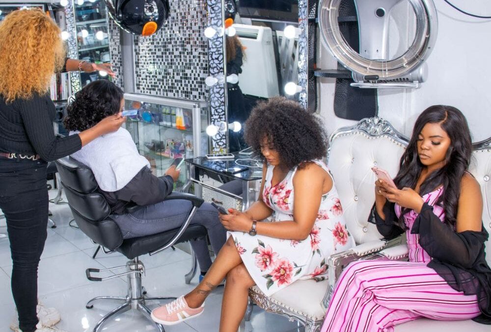 Women in a salon photo
