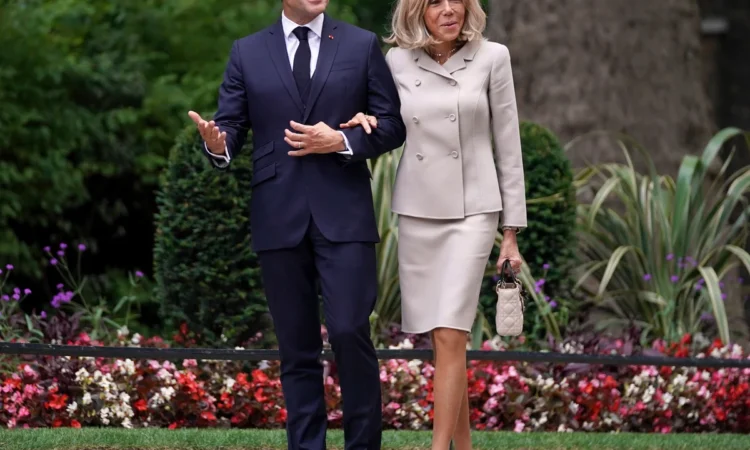 Macron and his wife
