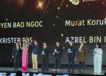 Ashley ogle top photo