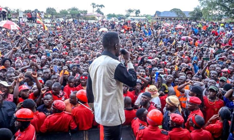 Bobi wine in butaleja town (1)