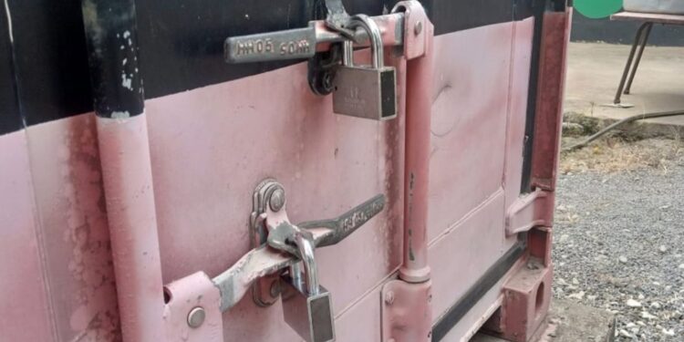 Knec smart padlocks
