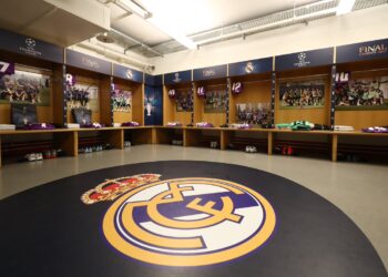Real madrid dressing room