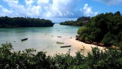 Takaungu beach