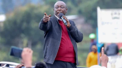 Rigathi gachagua revealing mbeerenorth premarked ballot papers