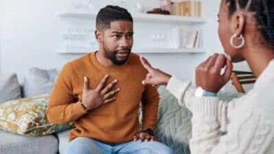 Man and woman photo arguing (1)