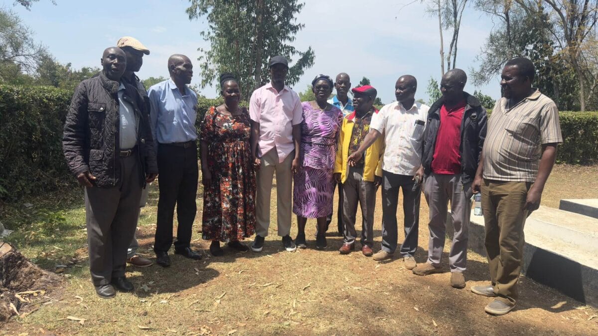 Raila odinga family on sister burial photo (1)