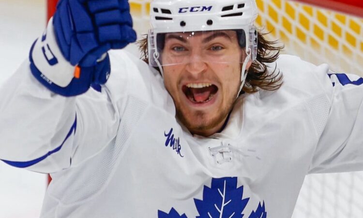 The maple leafs play hockey