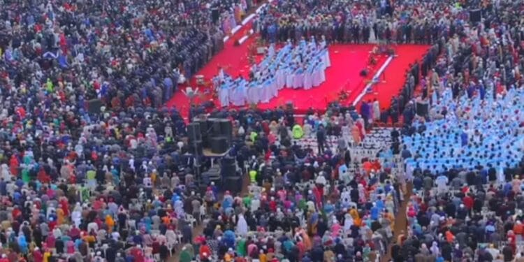 Prophet Owuor Leads Massive Healing Service