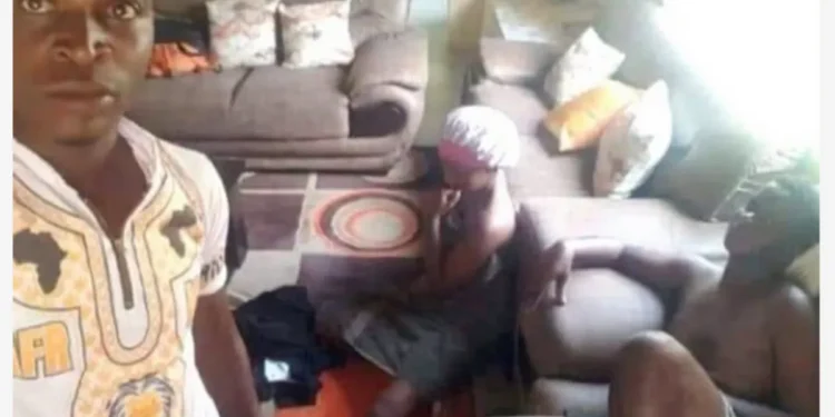 Vihiga teacher takes a selfie with his neighbour