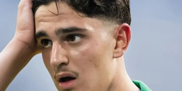 Como make initial approach to sign Adrian Lahdo