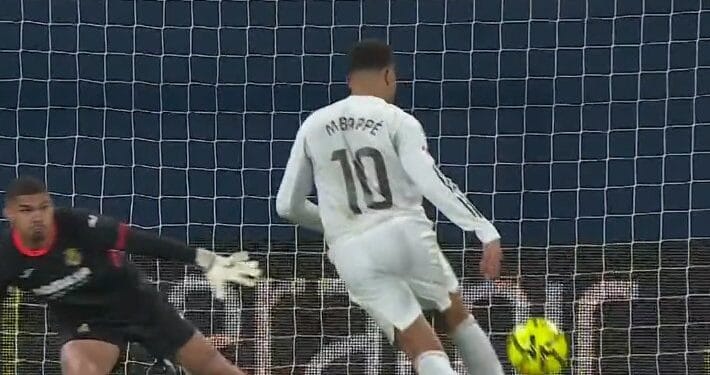 Kylian Mbappé PANENKA penalty