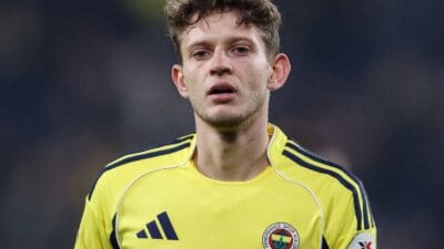 Sebastian Szymánski to Rennes