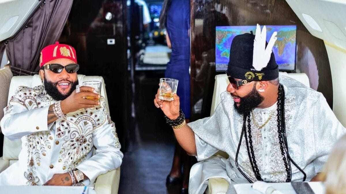 E money wealth