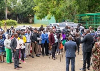 Ruku on civil servants