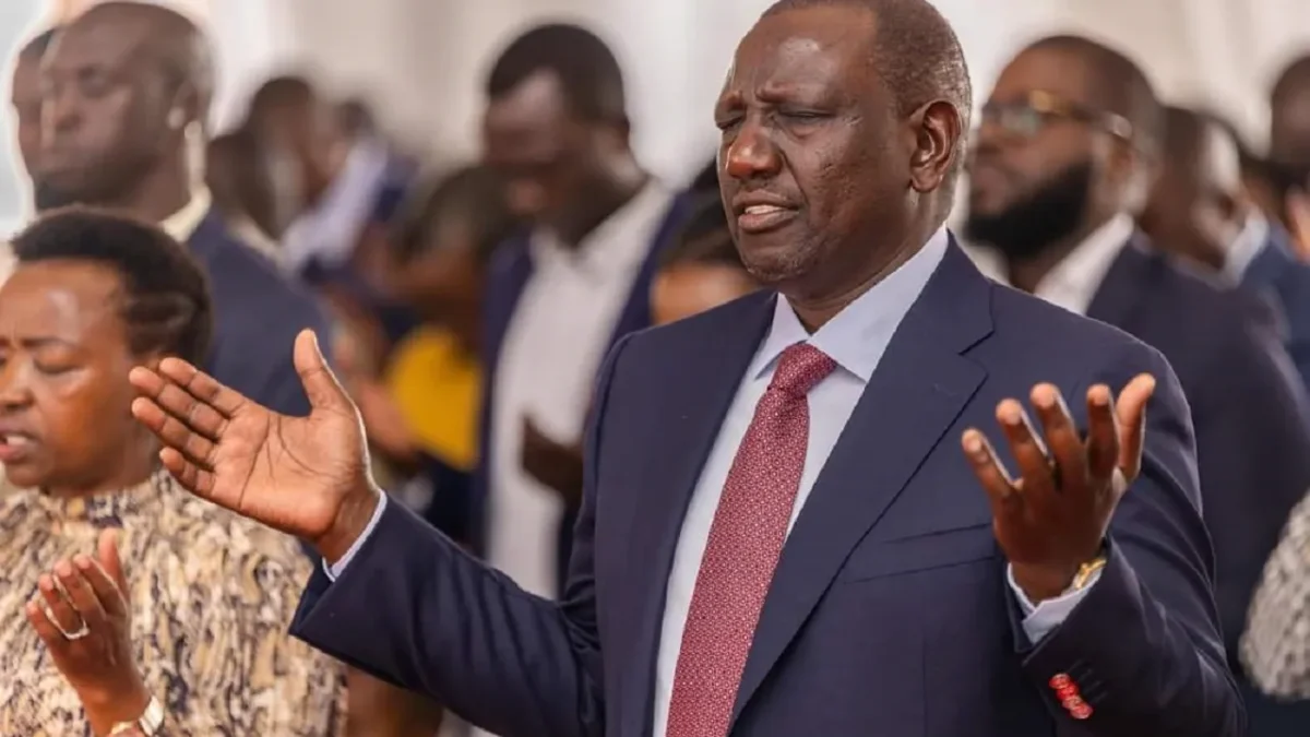 Ruto state house praying
