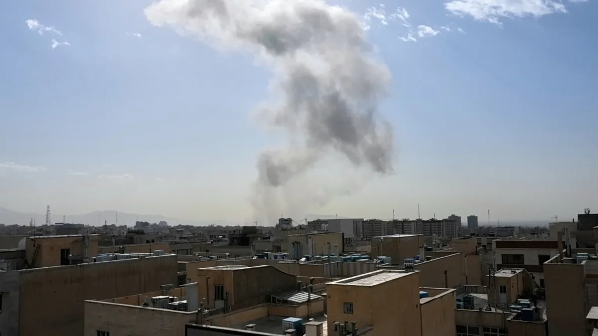 Strikes iran
