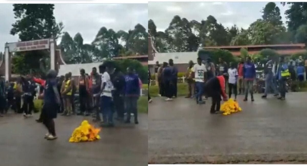 Nyamira youths' burning of UDA t shirts