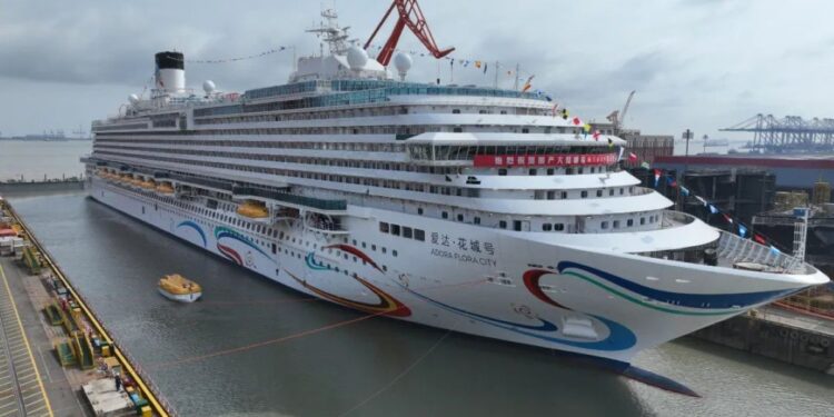 Cruise ship, Adora Flora City