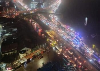 Nairobi jam sultan hamud river breaks banks