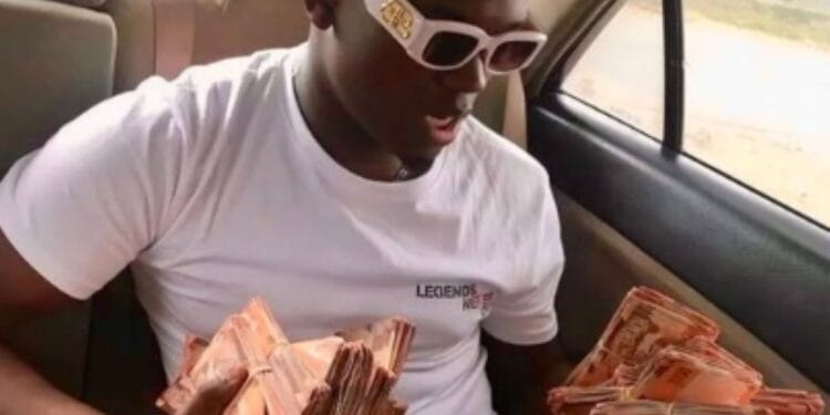 Madollar mapesa photo