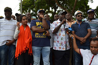 Mombasa Governor Hassan Joho, Women rep. Aspirant Sadaf Deen with Nyali MP Hezron Awiti. PHOTO | Courtesy MPCU