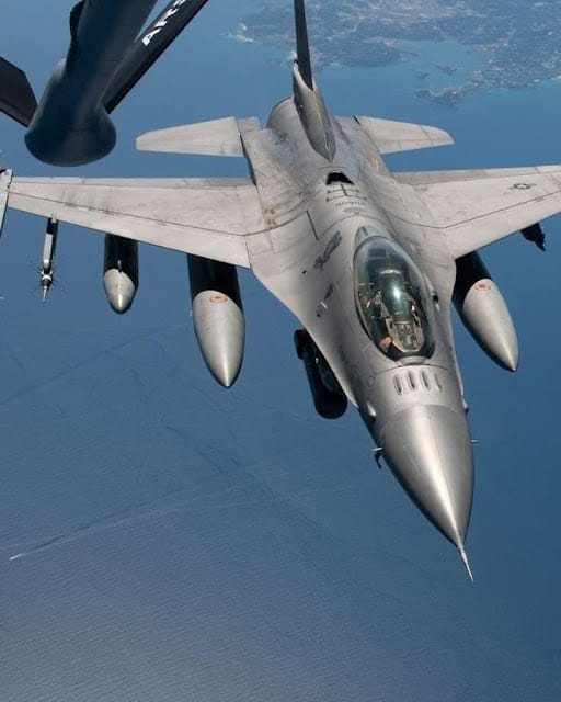 F-16 fighter jets F-16 fighter jets photo