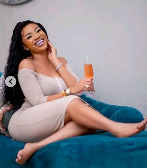 Ghanaian journalist Serwaa Amihere photo