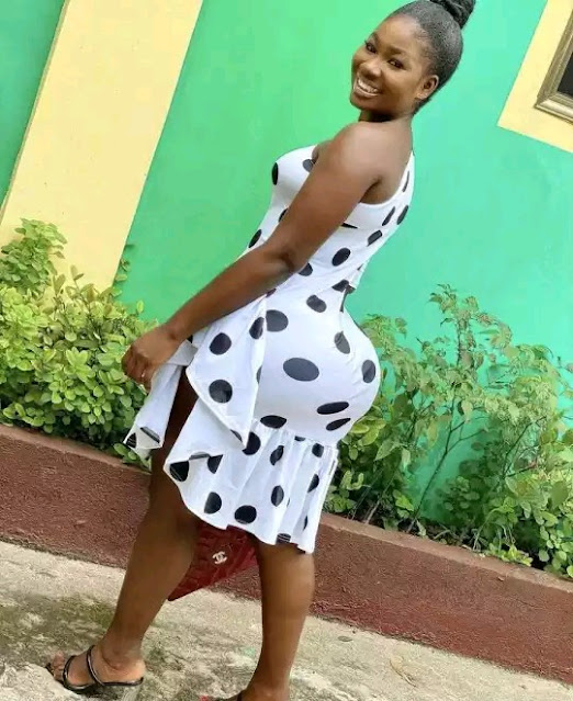 African big booty model Abena Cilla photos
