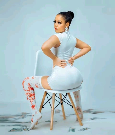 [PHOTOS] Rayvanny Ex-girlfriend Fahyma shows off her banding body leaving men drooling