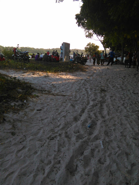 High cost of living made majority of Kenyans be lonely this lovers eve.