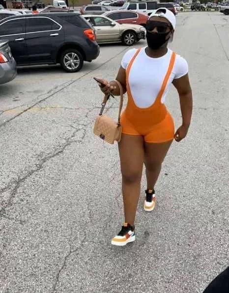 A bootylicious Man rocks the streets with Curvaceous display raising eyebrows