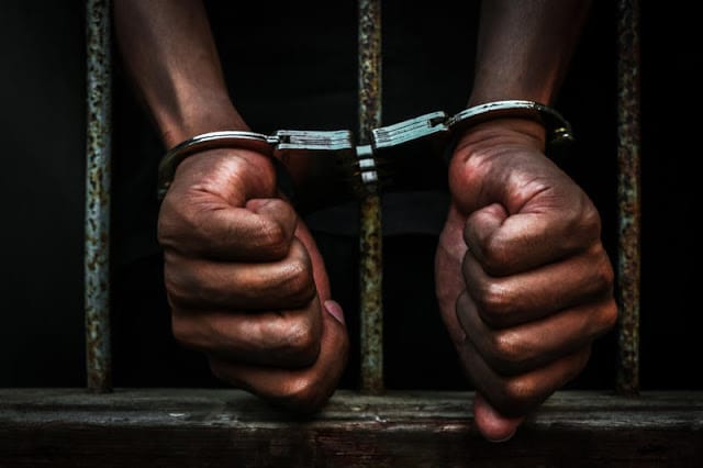 Resident arrest suspects who slept with a cow