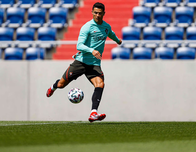 Cristiano Ronaldo t barcelona photo Cristiano Ronaldo t barcelona photo