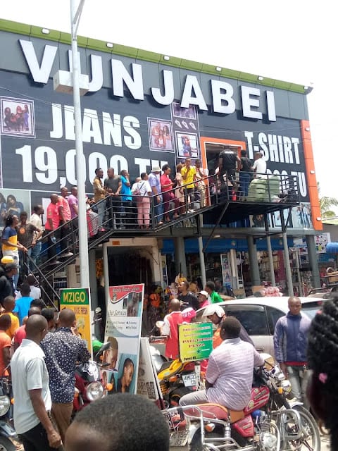 Vunja bei store mall in Tanzania photo Vunja bei store mall in Tanzania photo