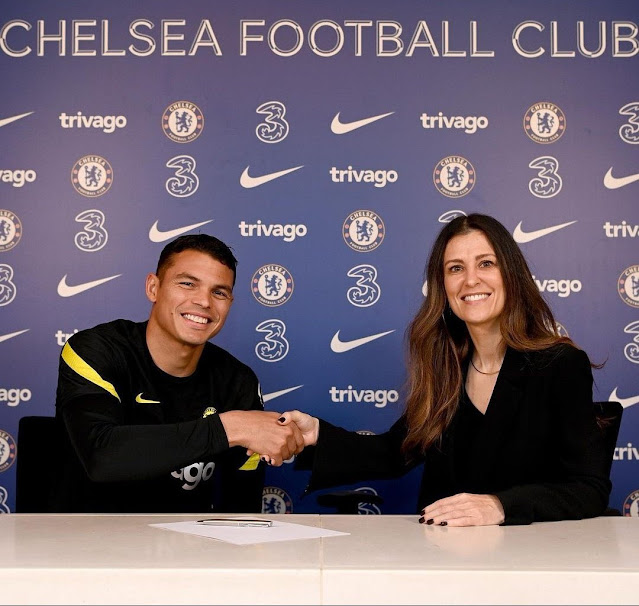 Thiago Silva signs a new Chelsea deal photo