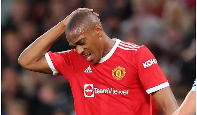 Barcelona pushes swap deal for Man United striker Anthony Martial with Ousmane Dembele