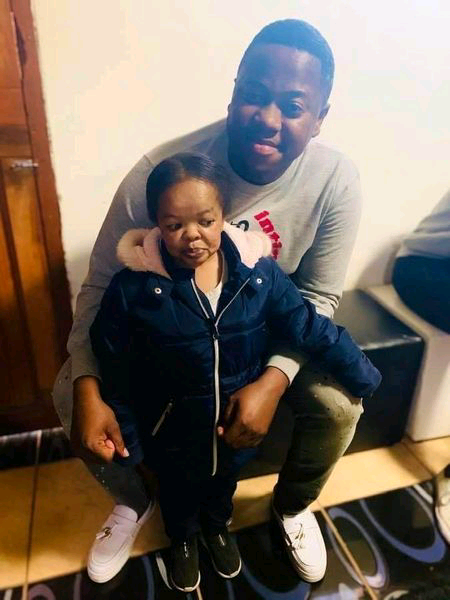 The South African couple that has a dwarf wife photos The South African couple that has a dwarf wife photos