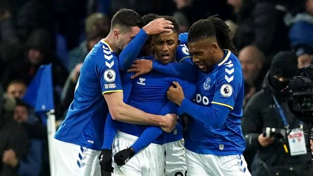 Arsenal vs Everton game tv channels in Kenya today. Watch live on Dstv and K24