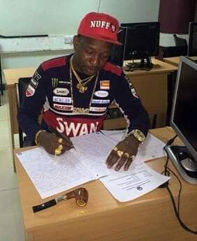 [PHOTOS] Mike Sonko posts masters degree graduation pictures, ready to start PHD soon